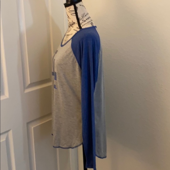 🥳🎉Host Pick🎉🥳⚾️ NWOT LA Dodgers Embellished Jersey Tee ⚾️ - Picture 5 of 11